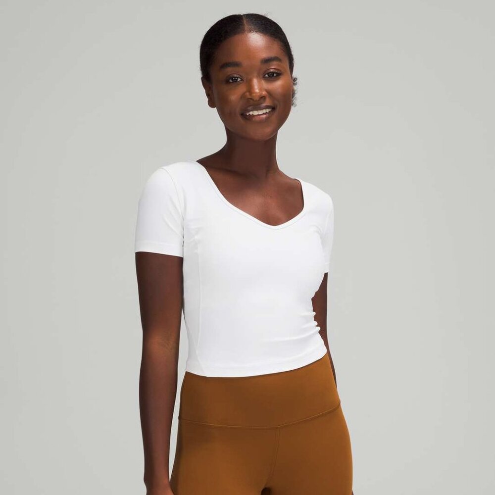 Lululemon Cropped Align Nulu T-Shirt in White Size 10